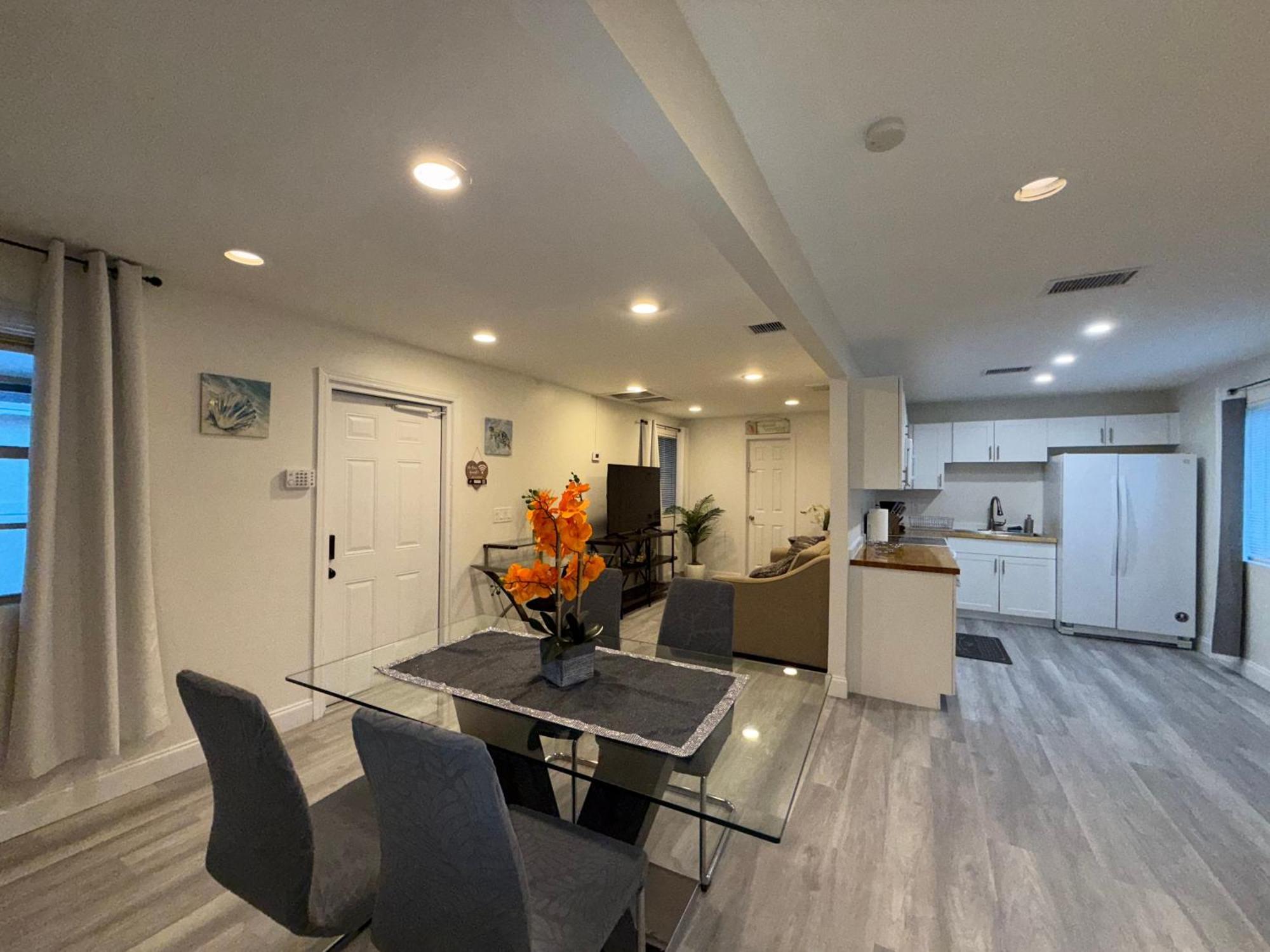 West Palm 2br Or 1br Ferienhaus West Palm Beach