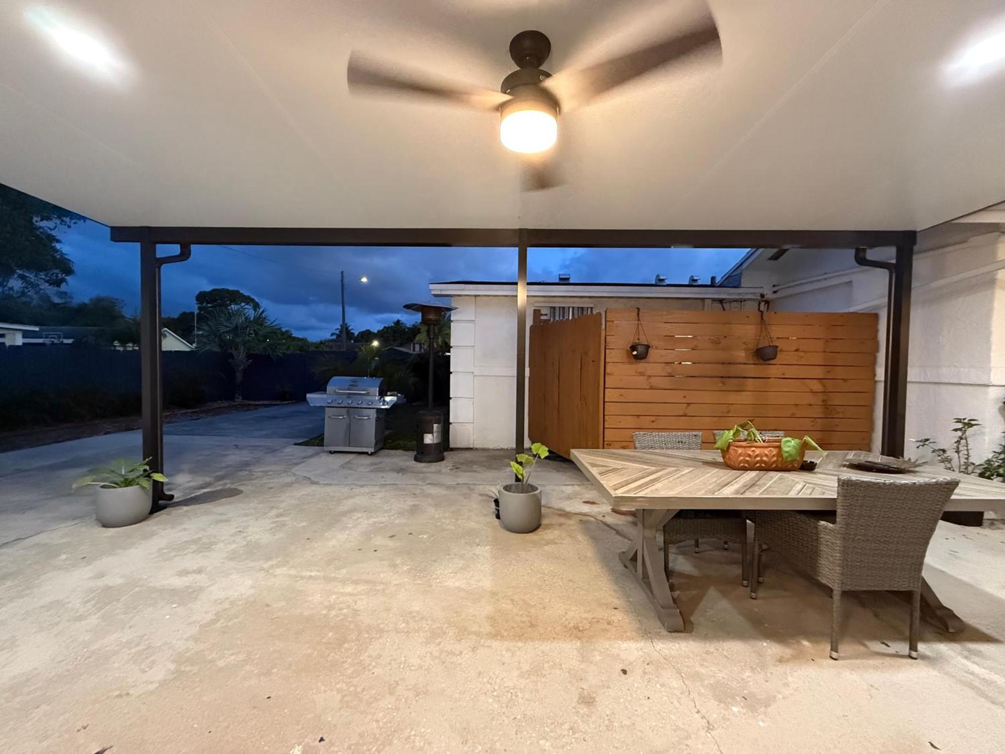 West Palm 2br Or 1br Ferienhaus